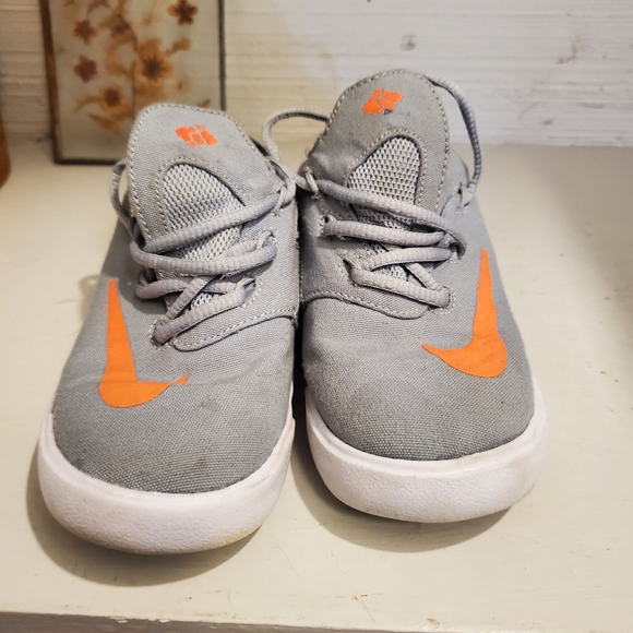 Nike KD Gray and orange sneaker size 8c school shoes - Picture 2 of 5
